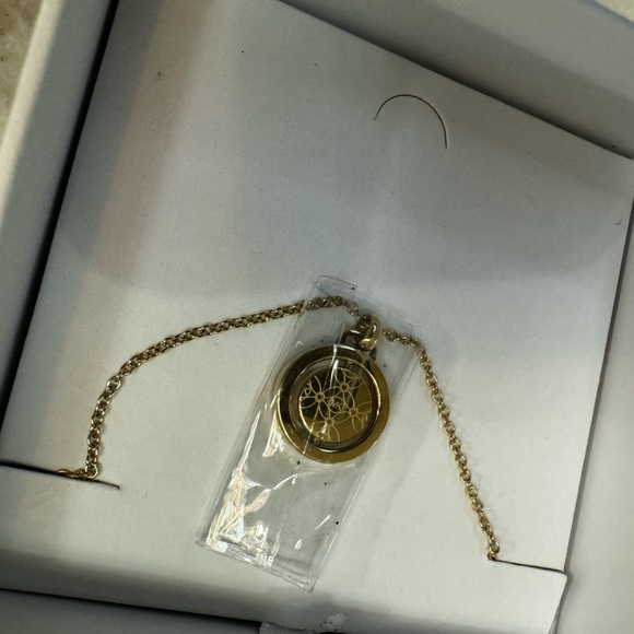NIB Michael Kors Gold and Crrystal Necklace - Picture 4 of 7